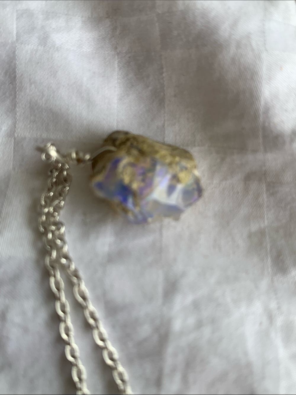 Gold-Dipped Iridescent Crystal Pendant Necklace in Purple